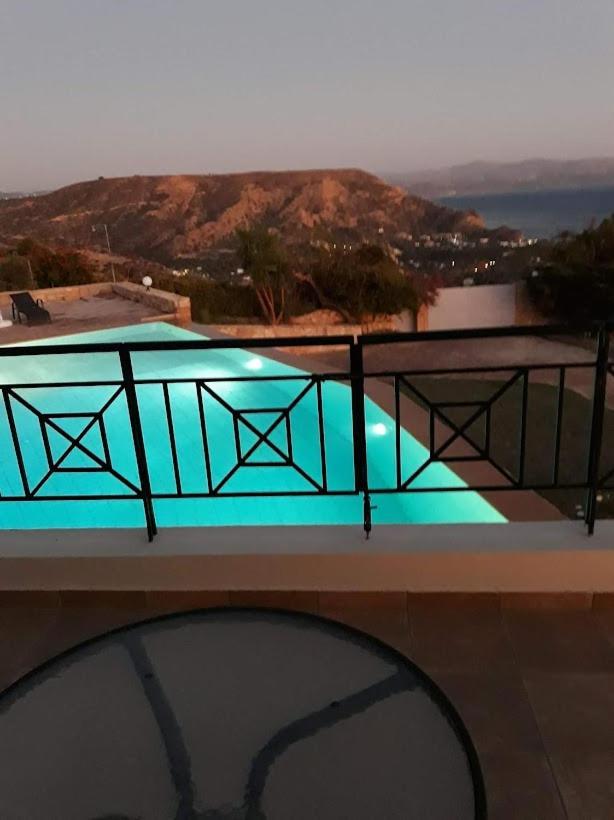 Island Villa Agia Galini Екстериор снимка