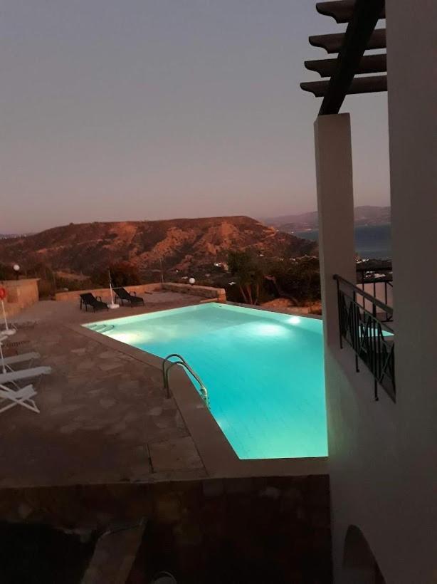 Island Villa Agia Galini Екстериор снимка